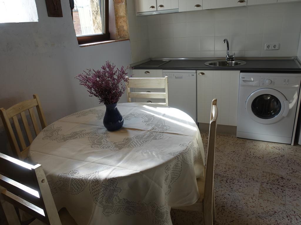 Apartamentos La Dama Azul Ágreda Δωμάτιο φωτογραφία